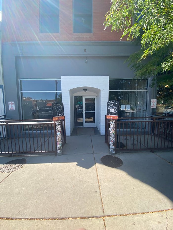 Commercial storefront glass entry and window walls at a Colorado Springs restaurant by Kent Glass
